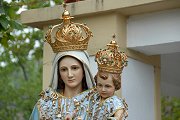 La statua della Madonna del Carmine