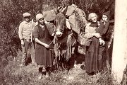1936 - Costantino Maccario, Alice Croesi, Anna Amalberti e Teresa Orrigo
