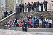 I bambini cantano l'inno nazionale